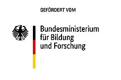 Logo des Bundesministeriums für Bildung und Forschung (BMBF). Links befindet sich der Bundesadler, daneben ein senkrechter Streifen in den Farben Schwarz, Rot und Gold. Rechts steht in schwarzer Schrift: "Bundesministerium für Bildung und Forschung". Der Hintergrund ist weiß.