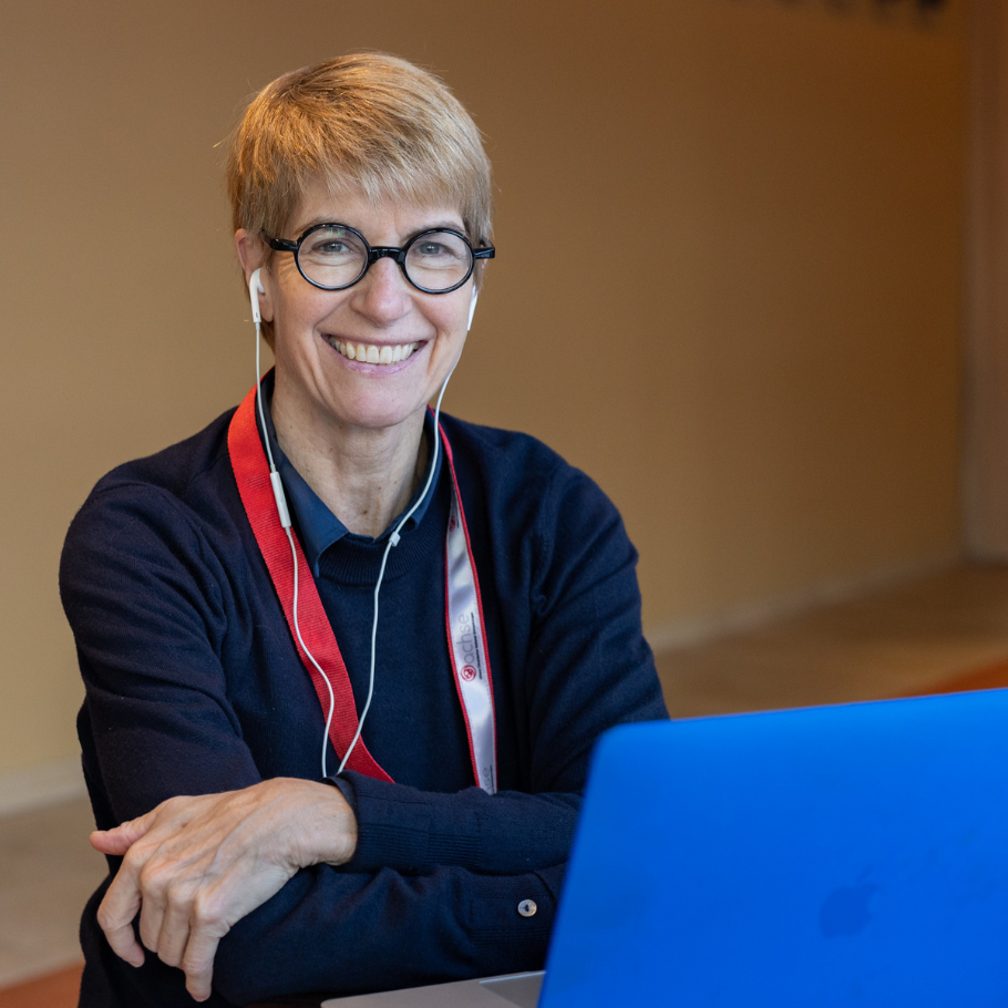 Dr. Christine Mundlos