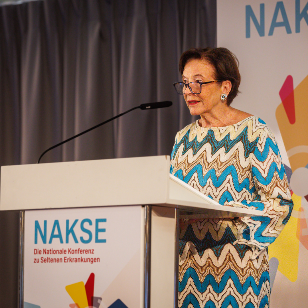 Eva Luise Köhler am Rednerpult der NAKSE 2023